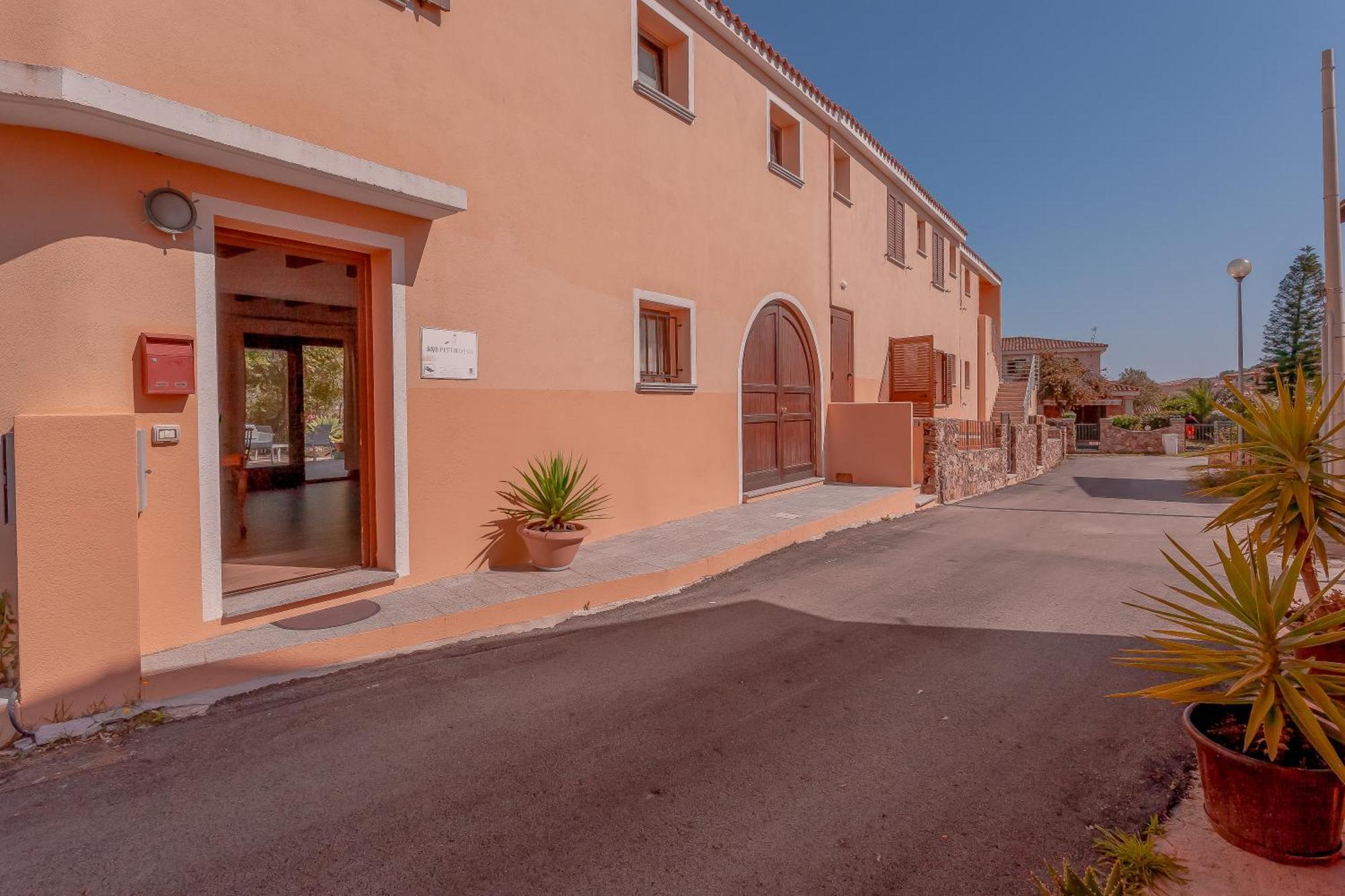 B&B Pettirosso San Teodoro  Buitenkant foto