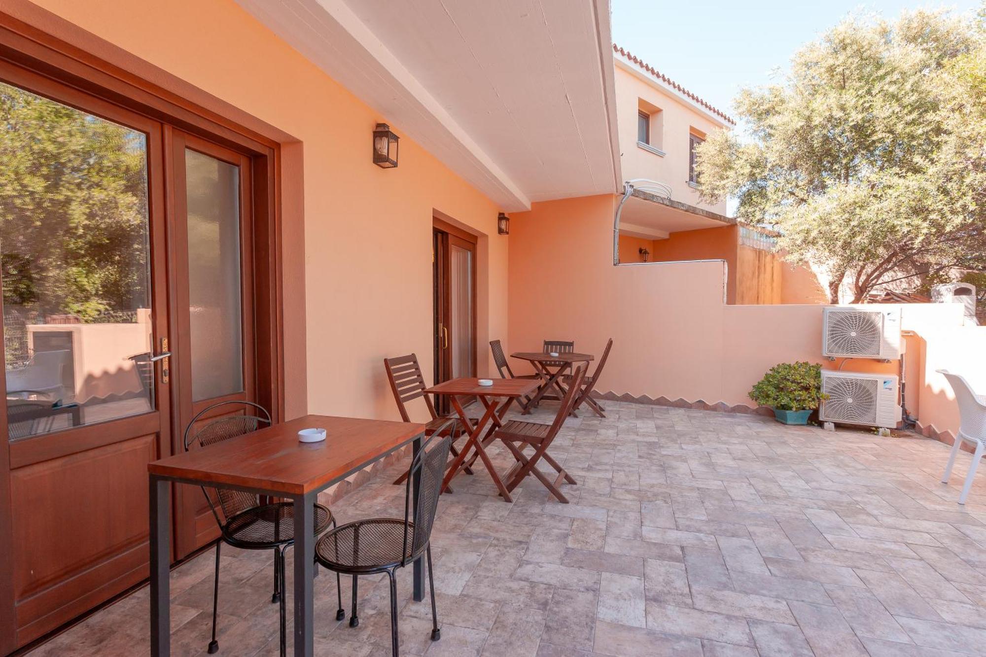 B&B Pettirosso San Teodoro  Buitenkant foto
