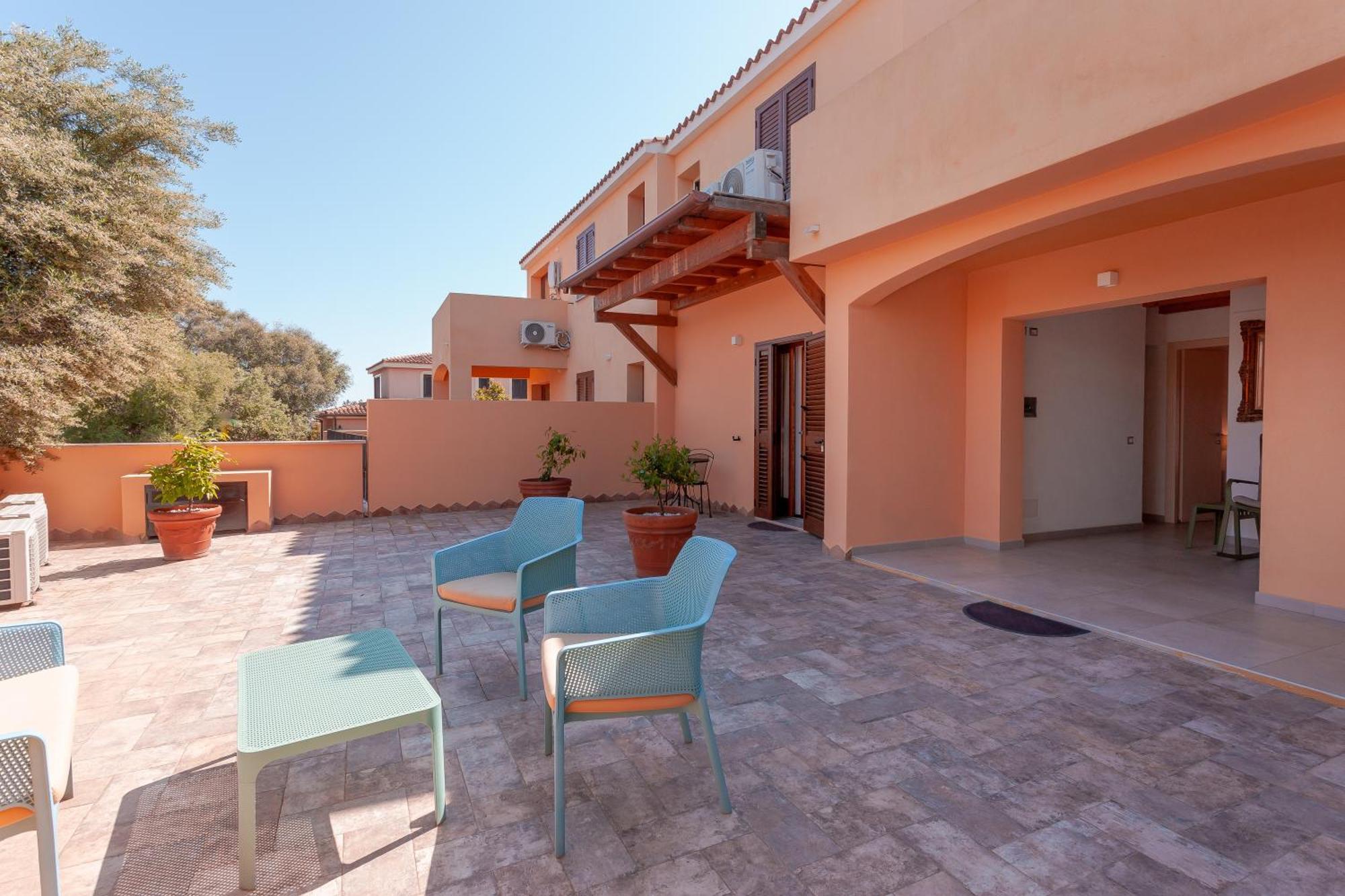 B&B Pettirosso San Teodoro  Buitenkant foto
