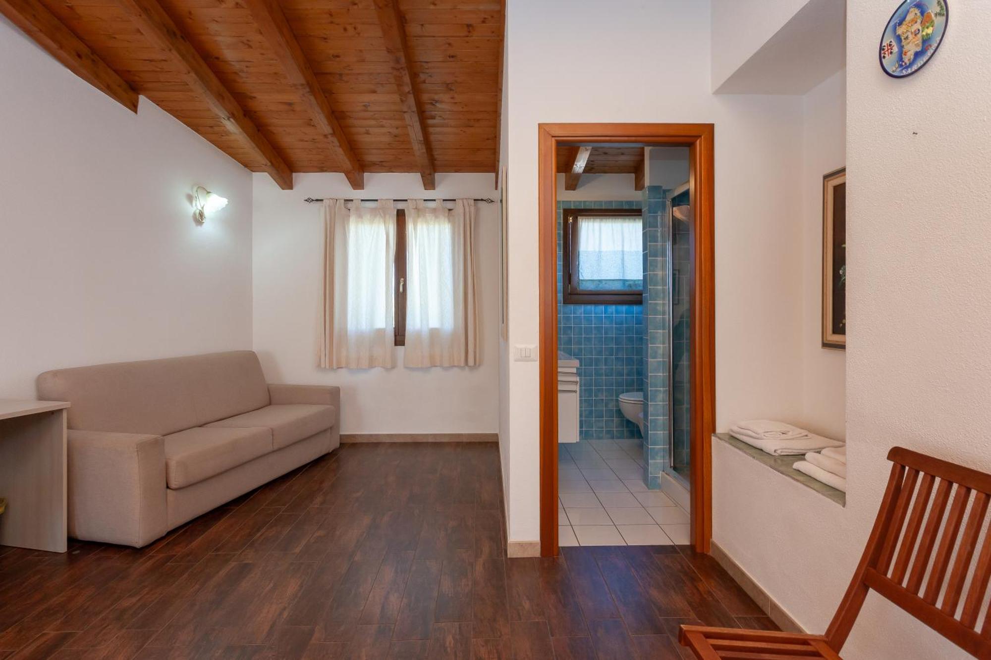 B&B Pettirosso San Teodoro  Buitenkant foto